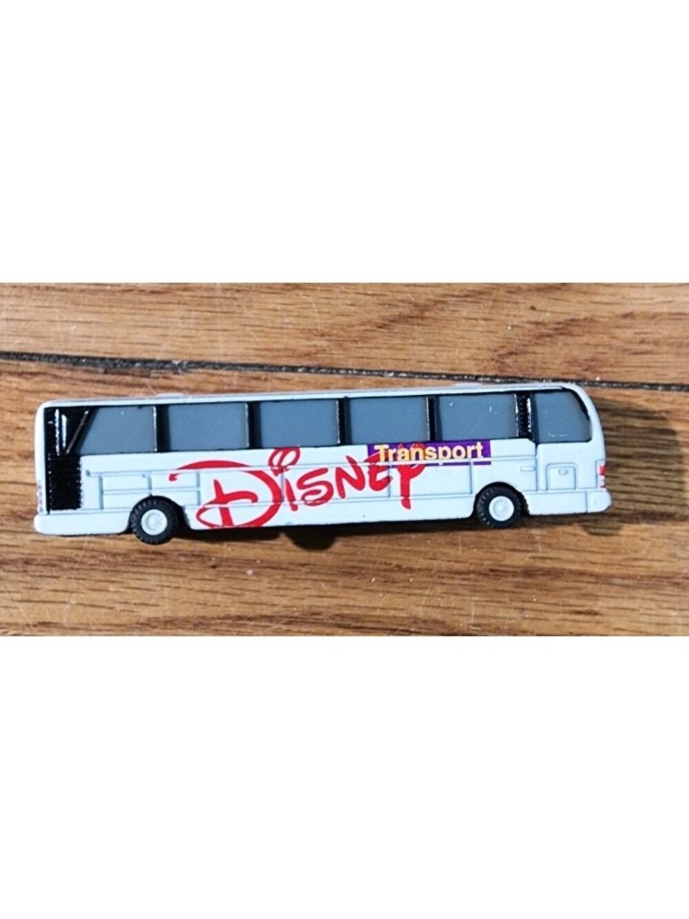 Disney N Scale Diecast DISNEY TRANSPORT BUS